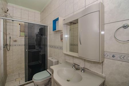 Casa à venda com 170m², 3 quartos e 2 vagas Casa à venda com 170m², 3 quartos e 2 vagasBanheiro Social