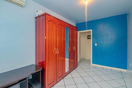 Casa à venda com 170m², 3 quartos e 2 vagas Casa à venda com 170m², 3 quartos e 2 vagasQuarto 2