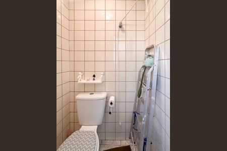 Apartamento à venda com 77m², 2 quartos e 1 vaga Apartamento à venda com 77m², 2 quartos e 1 vagaLavabo