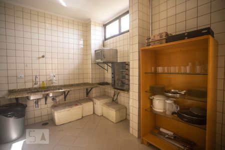 Apartamento à venda com 77m², 2 quartos e 1 vaga Apartamento à venda com 77m², 2 quartos e 1 vagaÁrea comum - Salão de festas