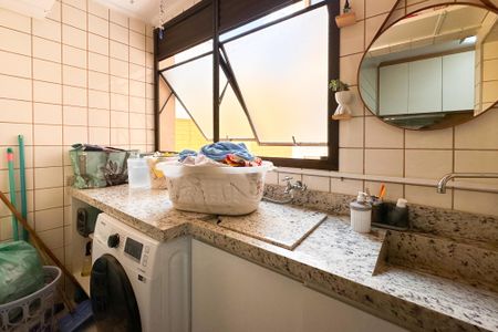 Apartamento à venda com 77m², 2 quartos e 1 vaga Apartamento à venda com 77m², 2 quartos e 1 vagaÁrea de Serviço