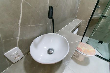 Apartamento para alugar com 32m², 2 quartos e sem vagaBanheiro