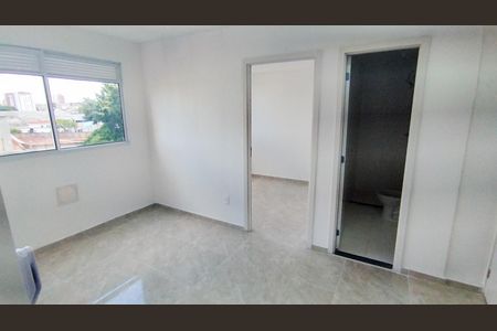 Apartamento para alugar com 33m², 2 quartos e sem vaga Apartamento para alugar com 33m², 2 quartos e sem vagaSala/Cozinha