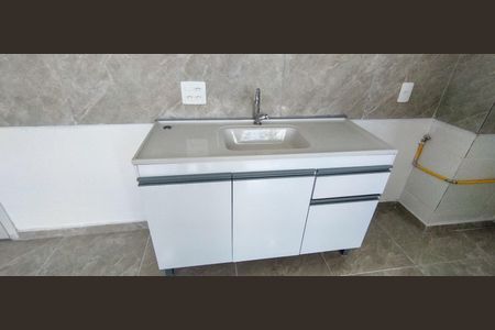 Apartamento para alugar com 33m², 2 quartos e sem vaga Apartamento para alugar com 33m², 2 quartos e sem vagaSala/Cozinha