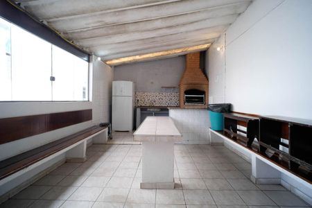 Apartamento para alugar com 55m², 2 quartos e 1 vaga