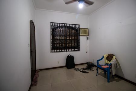 Sala de casa à venda com 3 quartos, 90m² em Brás de Pina, Rio de Janeiro