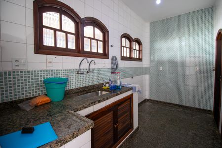 Casa à venda com 90m², 3 quartos e 12 vagasCozinha