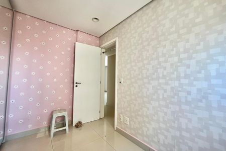 Apartamento à venda com 81m², 2 quartos e 2 vagas Apartamento à venda com 81m², 2 quartos e 2 vagasQuarto 2