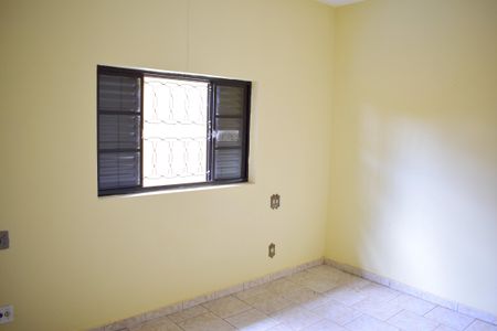 Casa para alugar com 234m², 3 quartos e 4 vagasQuarto 2