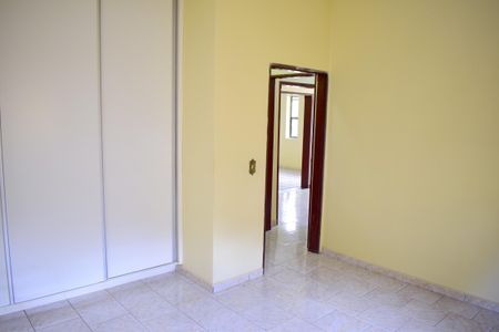 Casa para alugar com 234m², 3 quartos e 4 vagasQuarto 2