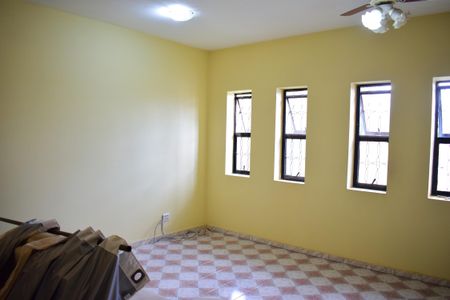 Casa para alugar com 234m², 3 quartos e 4 vagasSala