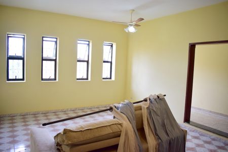 Casa para alugar com 234m², 3 quartos e 4 vagasSala