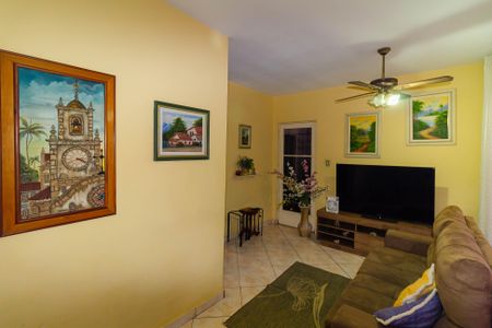 Sala de casa à venda com 3 quartos, 181m² em Vila Cleonice, São Paulo