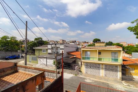 Vista de casa à venda com 3 quartos, 181m² em Vila Cleonice, São Paulo