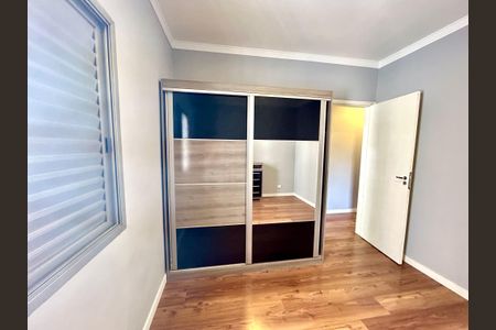 Apartamento à venda com 75m², 2 quartos e 1 vagaQuarto 2