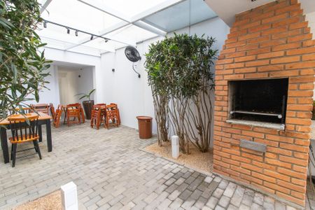 Studio para alugar com 45m², 1 quarto e 1 vaga Studio para alugar com 45m², 1 quarto e 1 vagaÁrea comum - Churrasqueira