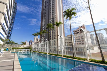 Studio para alugar com 45m², 1 quarto e 1 vaga Studio para alugar com 45m², 1 quarto e 1 vagaÁrea comum - Piscina