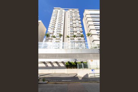 Studio para alugar com 45m², 1 quarto e 1 vaga Studio para alugar com 45m², 1 quarto e 1 vagaFachada