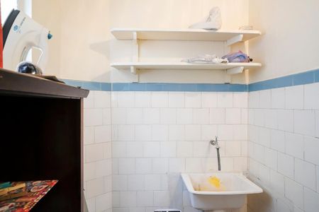 Casa à venda com 159m², 3 quartos e 2 vagasÁrea de serviço