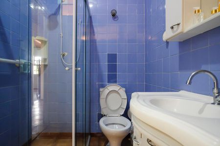 Casa à venda com 159m², 3 quartos e 2 vagasBanheiro