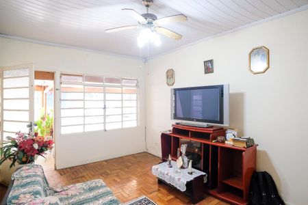 Casa à venda com 159m², 3 quartos e 2 vagasSala