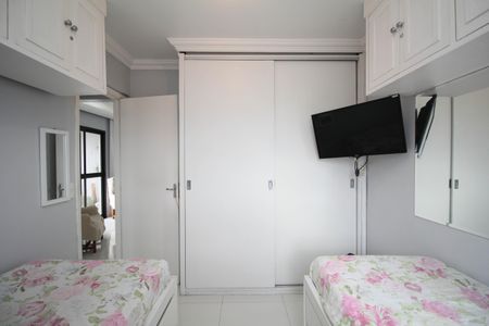 Quarto 2 de apartamento para alugar com 2 quartos, 55m² em Vila Sonia do Taboao, Taboão da Serra