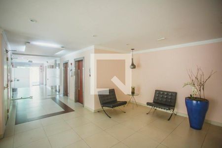 Apartamento à venda com 67m², 3 quartos e 1 vaga Apartamento à venda com 67m², 3 quartos e 1 vagaHall