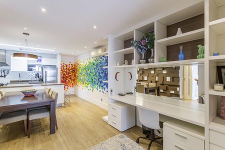 Apartamento à venda com 78m², 2 quartos e 2 vagasSala