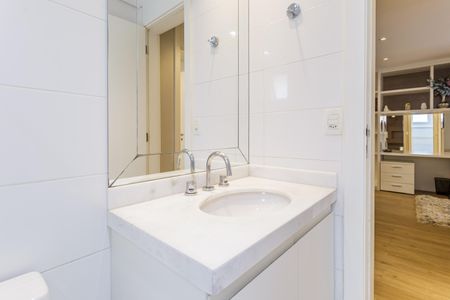 Apartamento à venda com 78m², 2 quartos e 2 vagasBanheiro Social