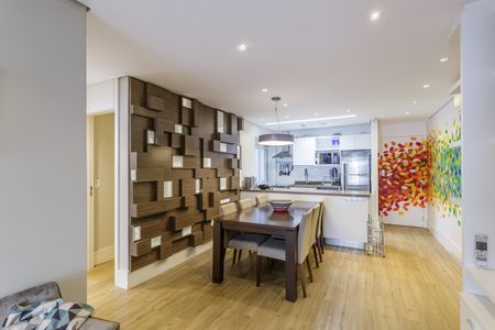 Sala de apartamento à venda com 2 quartos, 78m² em Vila Olímpia, São Paulo