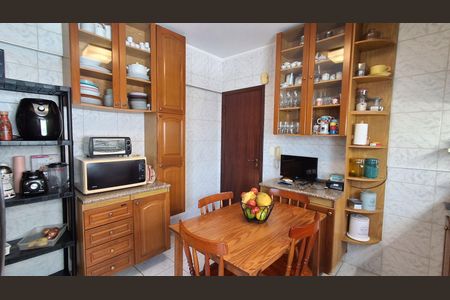 Apartamento à venda com 98m², 3 quartos e 1 vagaCozinha 