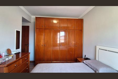 Apartamento à venda com 98m², 3 quartos e 1 vagaQuarto 2