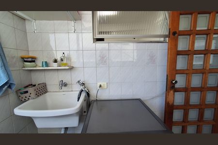 Apartamento à venda com 98m², 3 quartos e 1 vagaÁrea de Serviço 