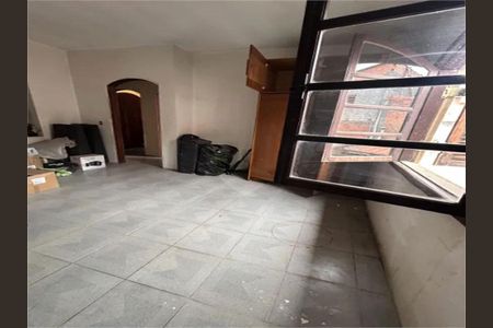 Casa à venda com 298m², 3 quartos e 5 vagas