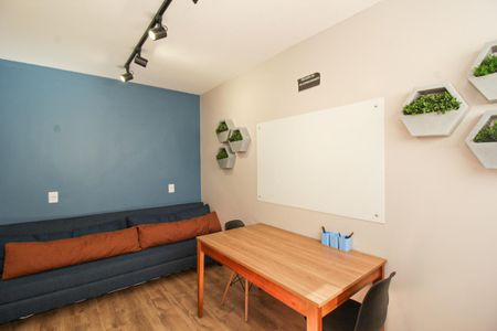 Apartamento para alugar com 45m², 2 quartos e sem vaga Apartamento para alugar com 45m², 2 quartos e sem vagaCoworking