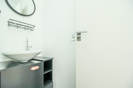 Apartamento para alugar com 45m², 2 quartos e sem vaga Apartamento para alugar com 45m², 2 quartos e sem vagaBanheiro