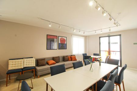 Apartamento para alugar com 45m², 2 quartos e sem vaga Apartamento para alugar com 45m², 2 quartos e sem vagaÁrea comum - Salão de festas