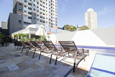 Apartamento para alugar com 45m², 2 quartos e sem vaga Apartamento para alugar com 45m², 2 quartos e sem vagaÁrea comum - Piscina