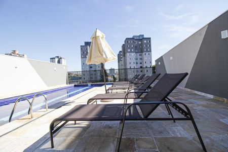 Apartamento para alugar com 45m², 2 quartos e sem vaga Apartamento para alugar com 45m², 2 quartos e sem vagaÁrea comum - Piscina
