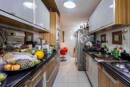 Apartamento para alugar com 153m², 3 quartos e 2 vagasCozinha