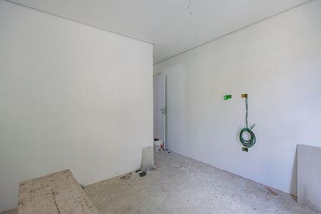 Casa de condomínio à venda com 175m², 3 quartos e 4 vagas Casa de condomínio à venda com 175m², 3 quartos e 4 vagasSuíte