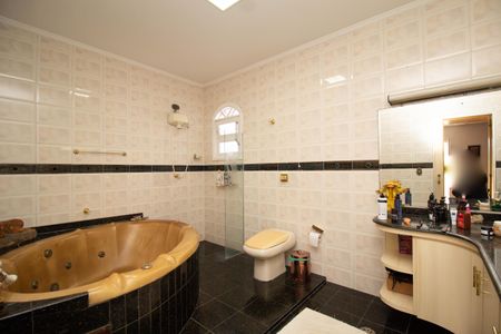 Casa de condomínio para alugar com 150m², 3 quartos e 1 vaga Casa de condomínio para alugar com 150m², 3 quartos e 1 vagaBanheiro da Suíte 1