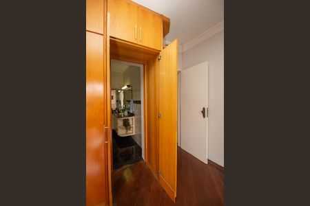 Casa de condomínio para alugar com 150m², 3 quartos e 1 vaga Casa de condomínio para alugar com 150m², 3 quartos e 1 vagaBanheiro da Suíte 1