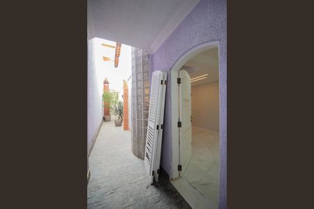 Casa de condomínio para alugar com 150m², 3 quartos e 1 vaga Casa de condomínio para alugar com 150m², 3 quartos e 1 vagaHall de entrada