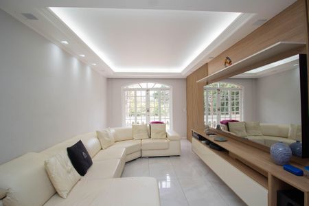 Casa de condomínio para alugar com 150m², 3 quartos e 1 vaga Casa de condomínio para alugar com 150m², 3 quartos e 1 vagaSala