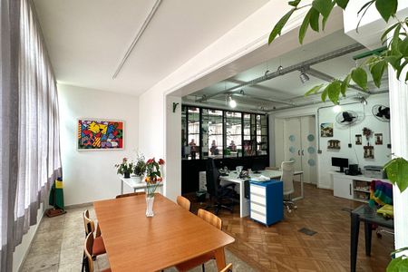 Apartamento para alugar com 410m², 5 quartos e 2 vagas