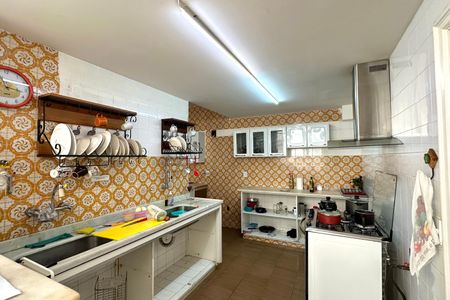 Apartamento para alugar com 410m², 5 quartos e 2 vagas