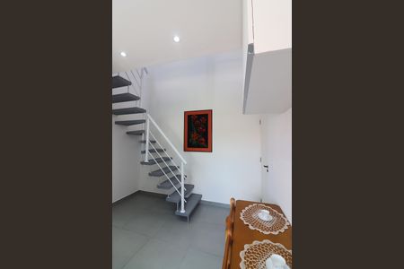 Sala/Cozinha de kitnet/studio para alugar com 1 quarto, 24m² em Conjunto Habitacional Franchini, São Bernardo do Campo