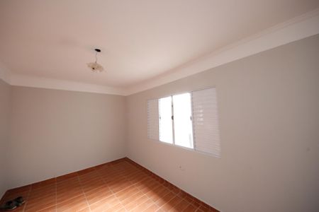 Casa à venda com 200m², 4 quartos e 2 vagasQuarto