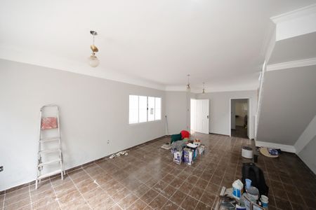 Sala de casa à venda com 4 quartos, 200m² em Vila Carrão, São Paulo